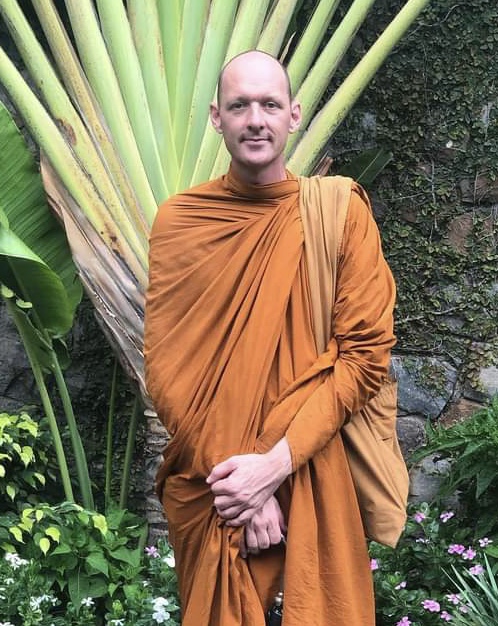 Peaks and Valleys on the Path. A retreat led by Ajahn Jivako